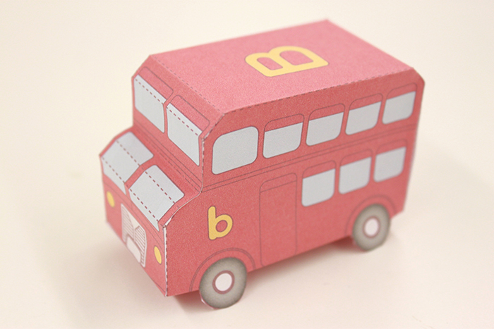 【B】Bus（バス）