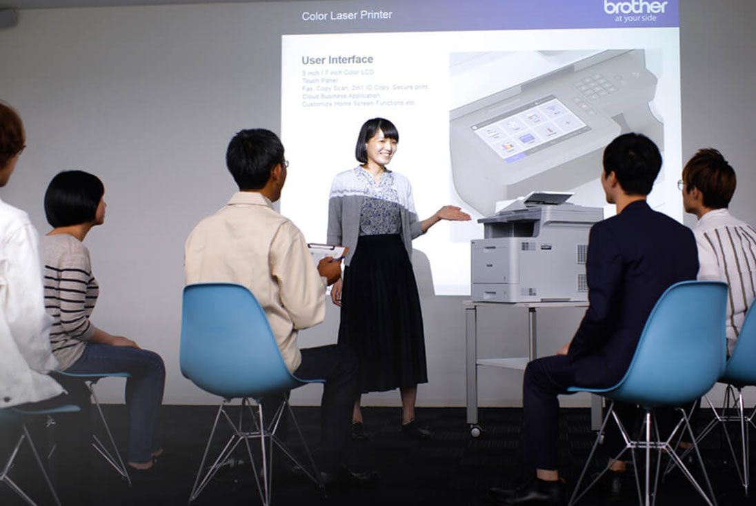 デザイナー自らプレゼンをすることも多い