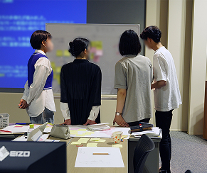 デザイン実習の様子