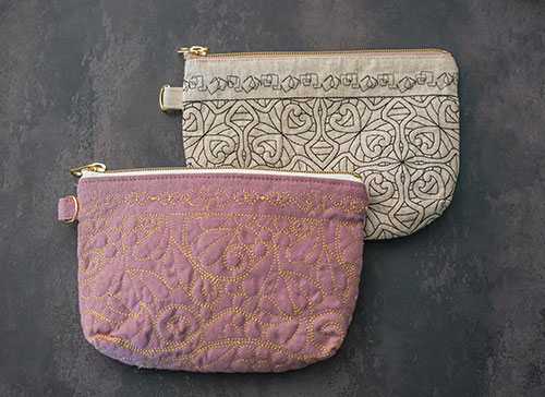 アラベスク風刺しゅうポーチ