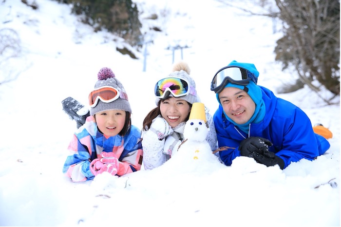 【子供と楽しもう】雪遊びのアイデアと注意点について解説