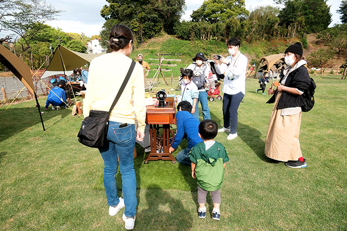 参加者の皆さんも興味津々