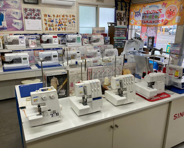 店舗内観01