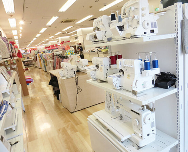 店舗内観01