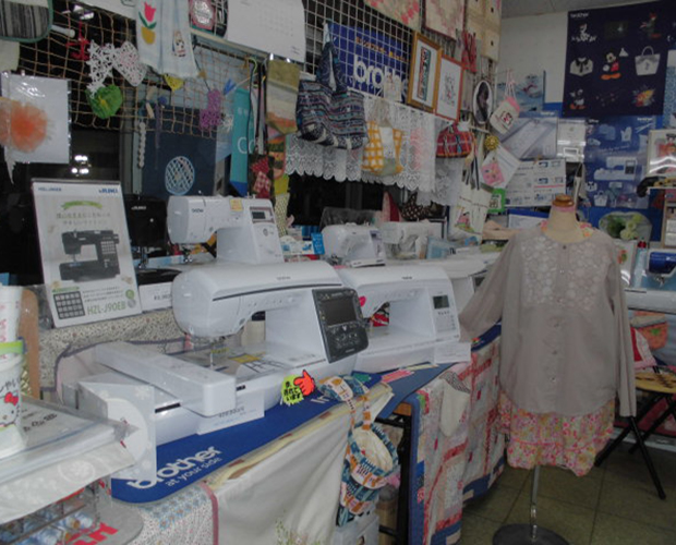 店舗内観03