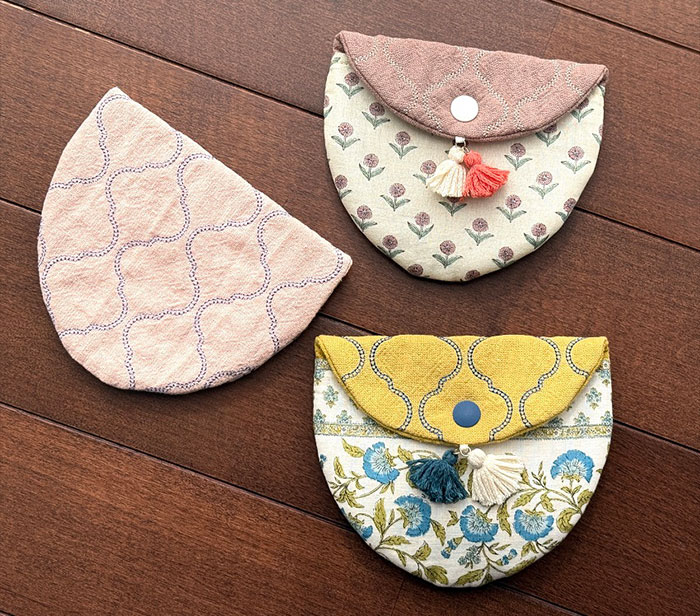 モロッカン刺しゅうのフラップポーチ