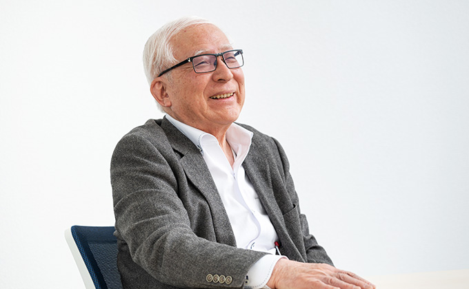 インタビューの様子