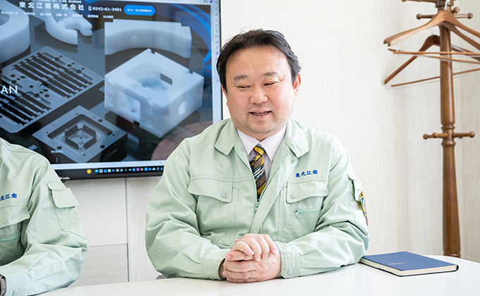 インタビューの様子