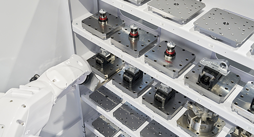 オートパレットチェンジャーを用いた100本ツールの入れ替え