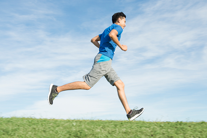 運動によって姿勢を支える筋力をつける