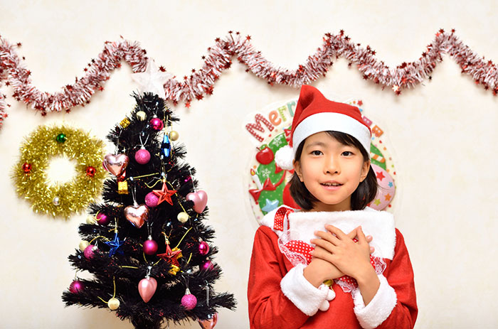 【7～10歳のお子さま向け】参加型クリスマスで、喜びも2倍に！