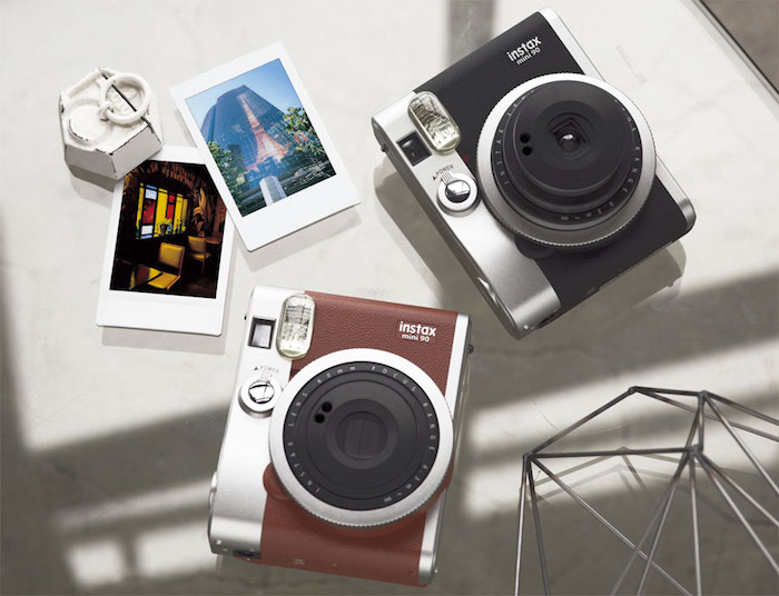 【見た目も機能も大人のチェキ】Instax mini 90ネオクラシック