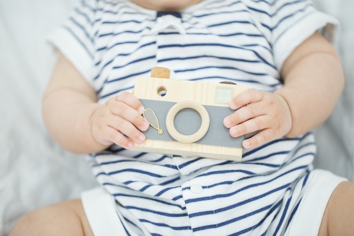 【Instagramに学ぶ】赤ちゃんのマンスリーフォトの魅力と撮影のアイデア