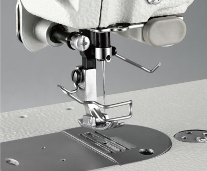 針折れ防止機能を搭載した本縫針送り大釜自動糸切りミシンNEXIO S-7240D